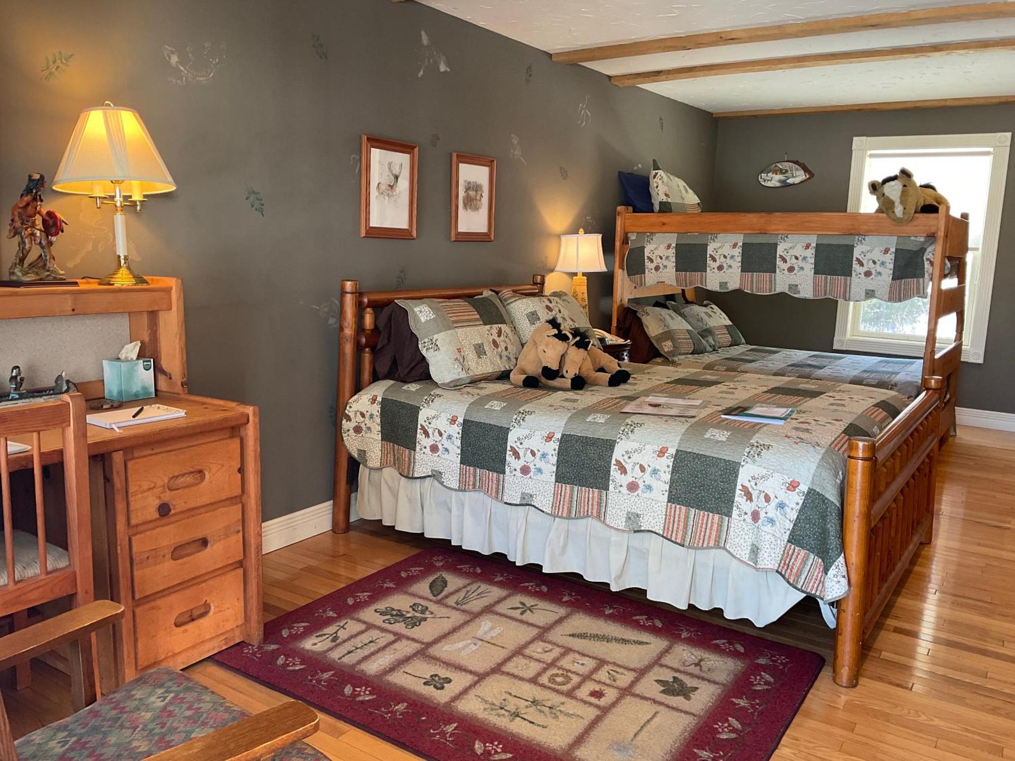 Mountain Quest Inn Marlinton Екстериор снимка
