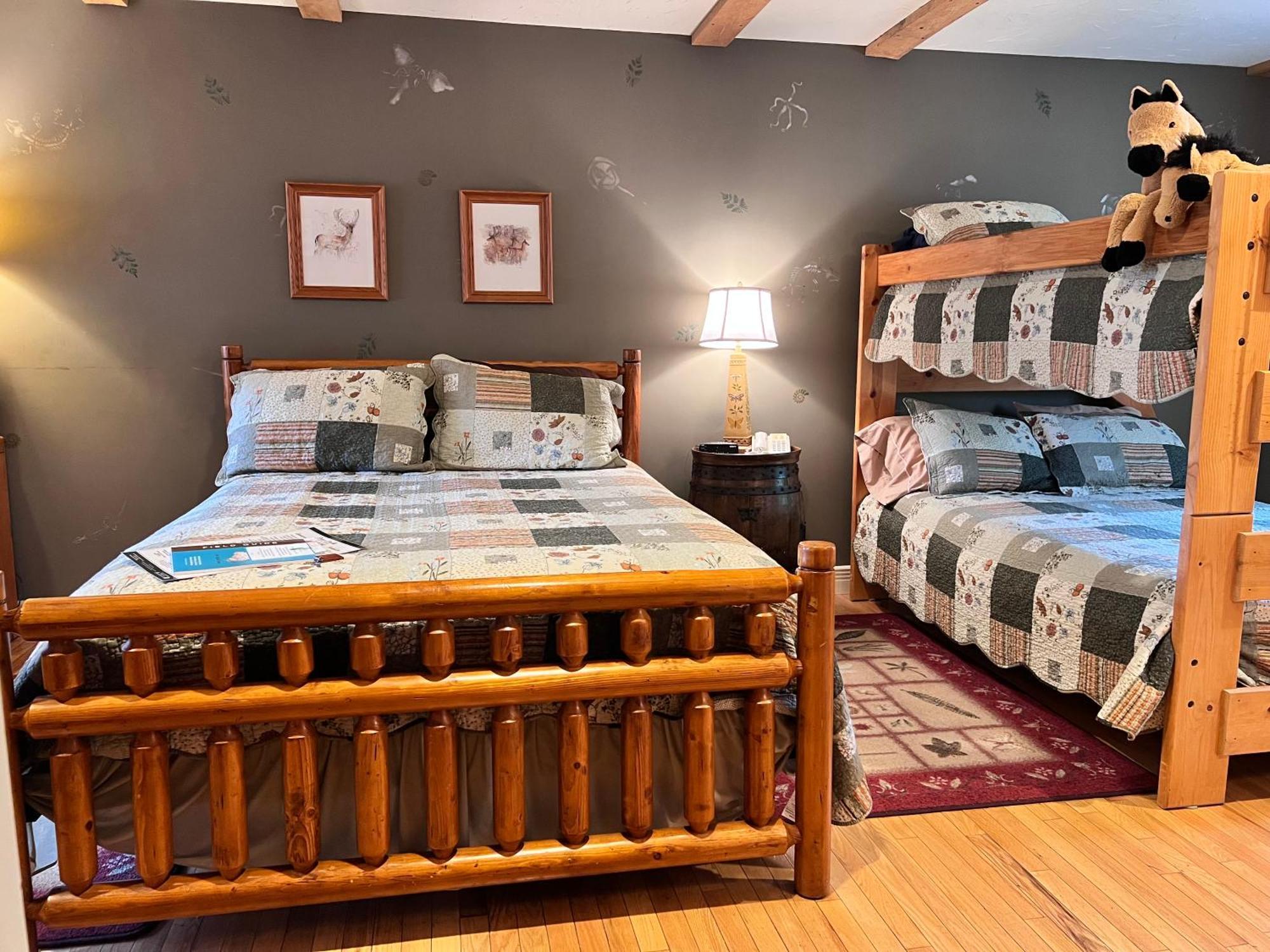 Mountain Quest Inn Marlinton Екстериор снимка